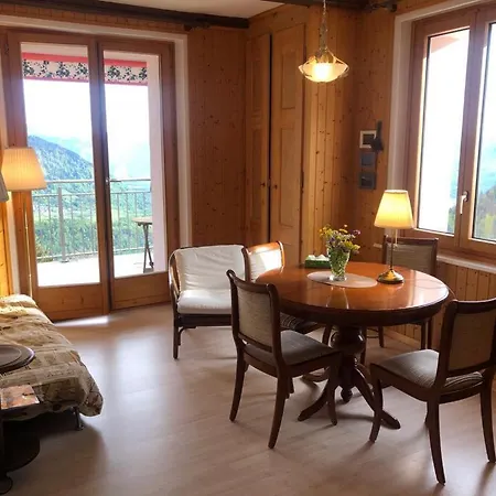 Nouveau! Dans Alexandra House Lejlighed